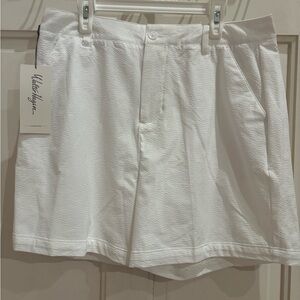 Women’s Clubhouse Traditional 7” Short